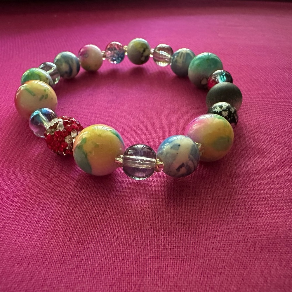 MULTICOLOR BRACELET USED